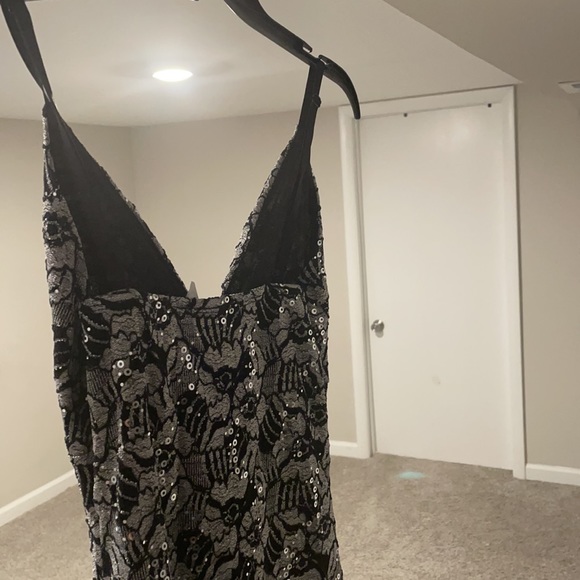 Black strap night out dress - Picture 2 of 3